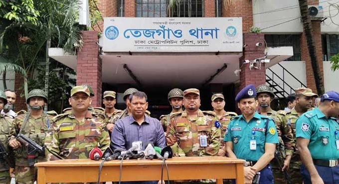 সেনাবাহিনীর তত্ত্বাবধানে ঢাকার ২৯ থানার কার্যক্রম শুরু