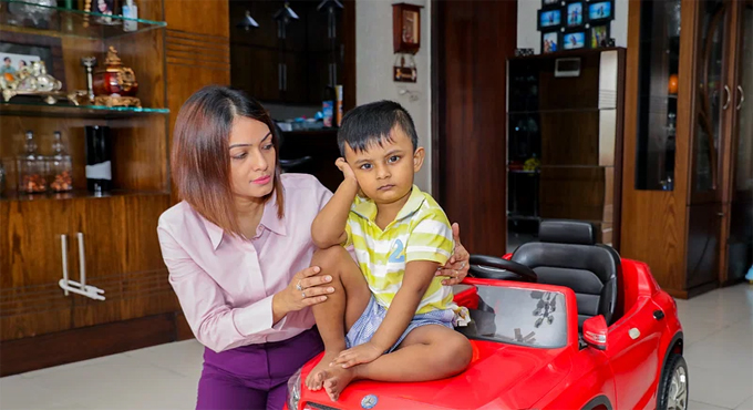 শিশুর কোন আচরণ স্বাভাবিক নয়, এখনই সামলে নিন
