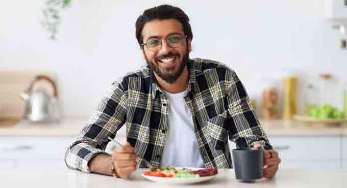ওজন কমাতে চাইলে খাবারে যেসব পরিবর্তন আনবেন