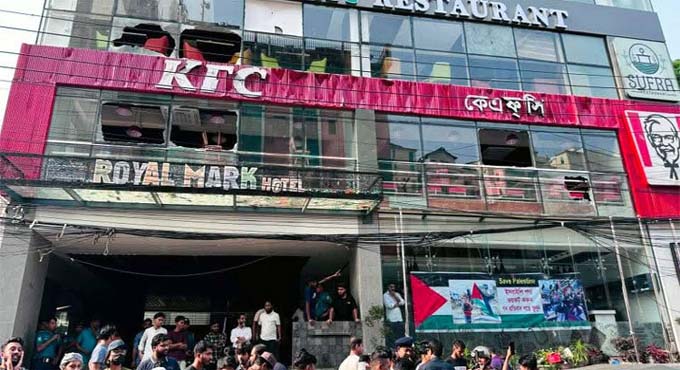 দোকান ও ব্যবসাপ্রতিষ্ঠানে হামলা-ভাঙচুরের জড়িত ৪৯ জন গ্রেফতার : প্রেস সচিব