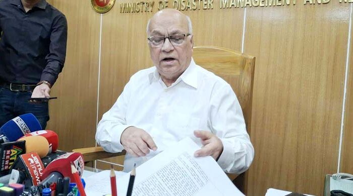 শেখ মুজিবসহ জাতীয় চার নেতার মুক্তিযোদ্ধা স্বীকৃতি থাকবে : মুক্তিযুদ্ধবিষয়ক উপদেষ্টা