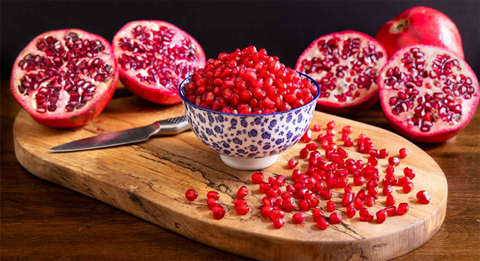 প্রতিদিন আনার খেলে পাবেন এই ৯ উপকার