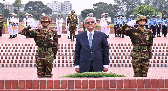 জাতীয় স্মৃতিসৌধে শহীদদের প্রতি নবনির্বাচিত রাষ্ট্রপতির শ্রদ্ধা